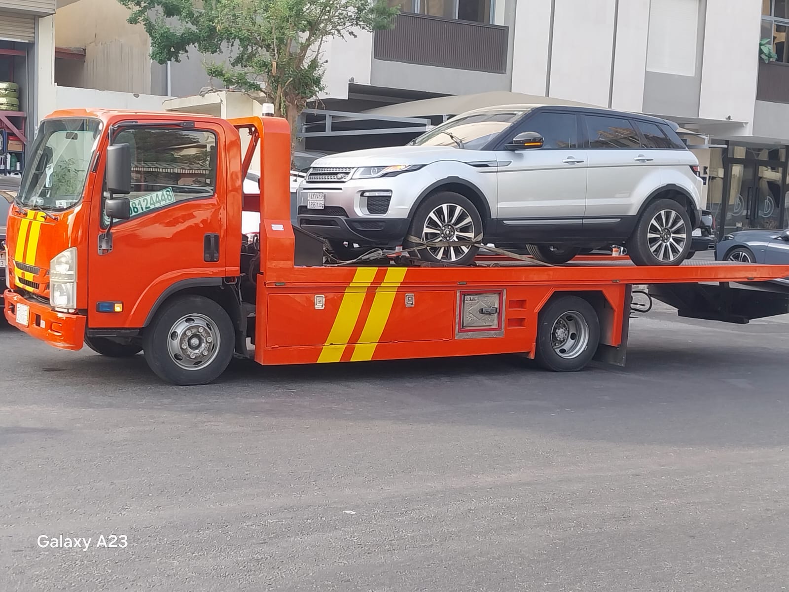 سطحة الدمام - خدمة نقل السيارات المعطلة والمصدومة